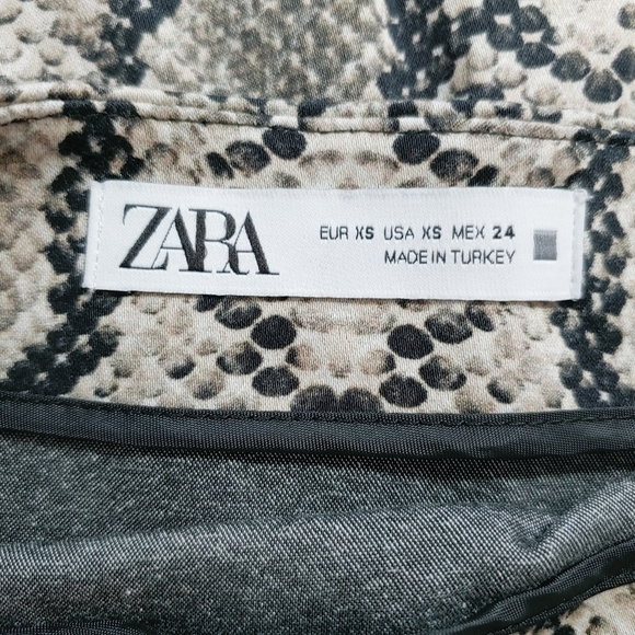 ZARA Snake print front ruffle pencil skirt - Picture 8 of 9